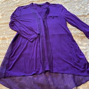 Three quarter length sleeve shirt